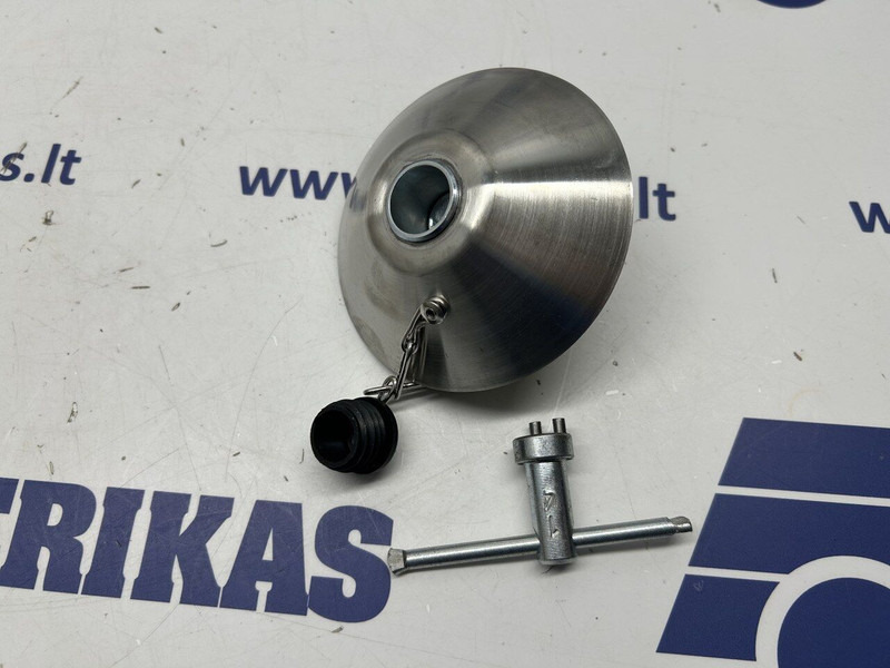 Universal fuel tank anti-theft protection, 100mm - Système de carburant pour Camion: photos 1 Universal fuel tank anti-theft protection, 100mm - Système de carburant pour Camion: photos 1