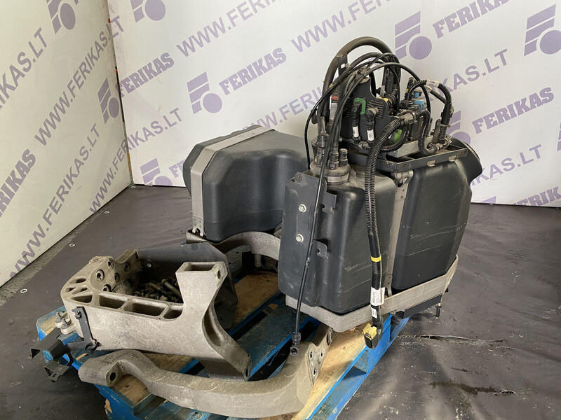 Volvo FH4 - Système d'échappement pour Camion: photos 1 Volvo FH4 - Système d'échappement pour Camion: photos 1