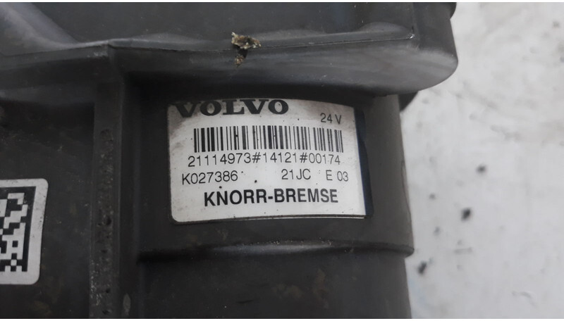 Volvo main brake EBS valve - Valve pour Camion: photos 4 Volvo main brake EBS valve - Valve pour Camion: photos 4