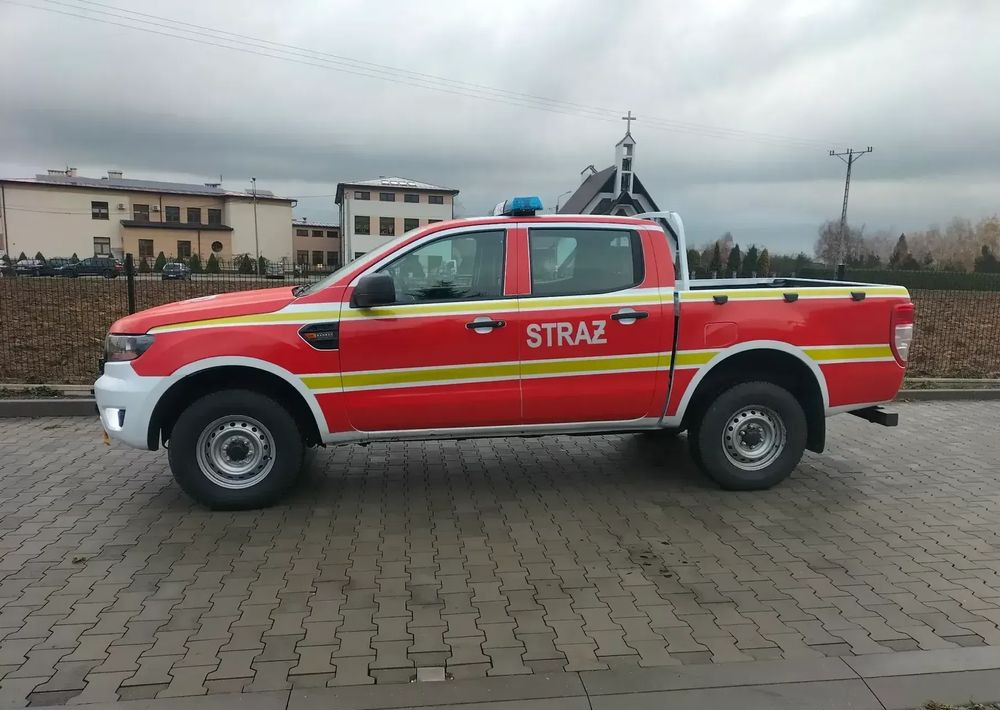 Ford Ranger 4x4 2.0 TDCI Straż strażacki pożarniczy ratowniczy pickup (Amarok, Navara, L200, Hilux) - Pick-up: photos 1 Ford Ranger 4x4 2.0 TDCI Straż strażacki pożarniczy ratowniczy pickup (Amarok, Navara, L200, Hilux) - Pick-up: photos 1