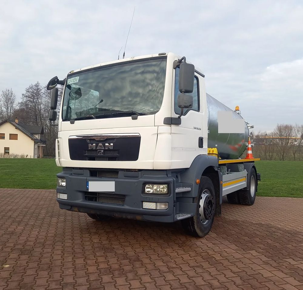 MAN TGM 18 250 EURO 5 - Camion citerne: photos 4 MAN TGM 18 250 EURO 5 - Camion citerne: photos 4
