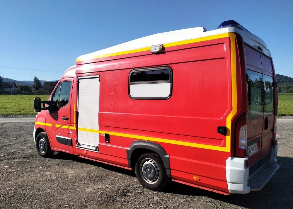 Renault Master III 2.3 ambulans karetka kontener straż pogotowie - Ambulance: photos 3 Renault Master III 2.3 ambulans karetka kontener straż pogotowie - Ambulance: photos 3
