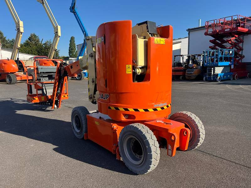 JLG E300 AJP elektro 11m (1791) - Nacelle articulée: photos 4 JLG E300 AJP elektro 11m (1791) - Nacelle articulée: photos 4