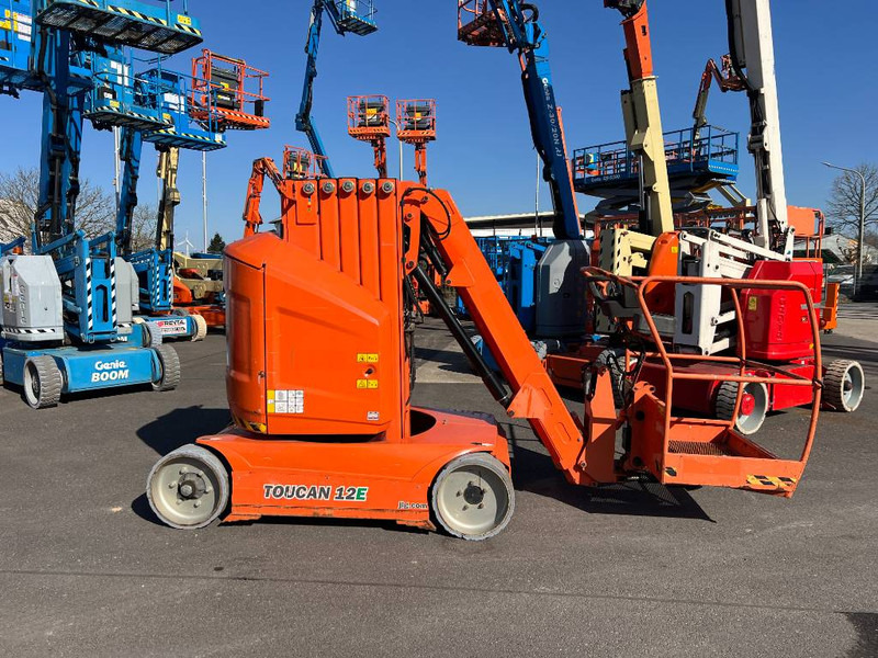 JLG Toucan 12E elektro 12m (1811) - Nacelle articulée: photos 2 JLG Toucan 12E elektro 12m (1811) - Nacelle articulée: photos 2
