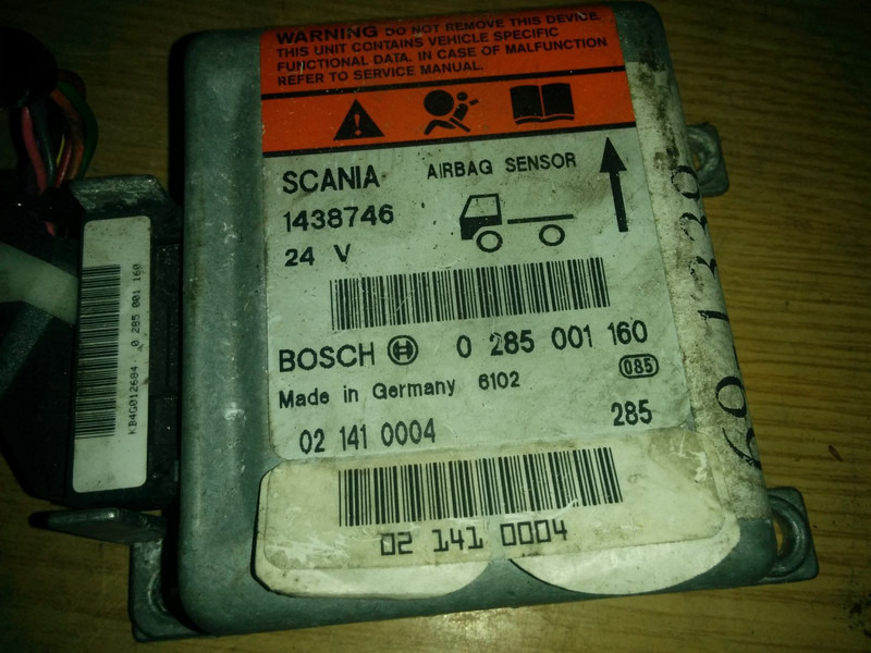 Bosch 0285001160 Airbag Sensor 1438746 - Bloc de gestion: photos 4 Bosch 0285001160 Airbag Sensor 1438746 - Bloc de gestion: photos 4