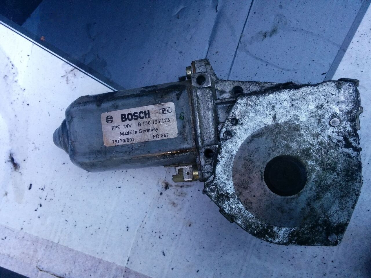 Bosch Otkrytiya Dveri - Valve pour Bus: photos 1 Bosch Otkrytiya Dveri - Valve pour Bus: photos 1