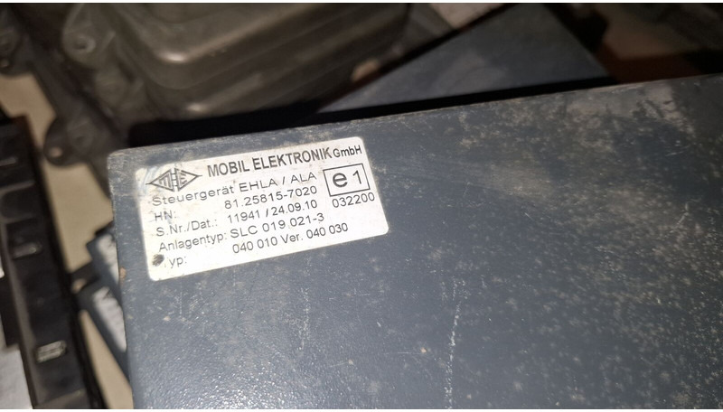 MAN VDO 412.409/007/002. 412.413.009\008 . 412.413.005.003 - Bloc de gestion: photos 3 MAN VDO 412.409/007/002. 412.413.009\008 . 412.413.005.003 - Bloc de gestion: photos 3