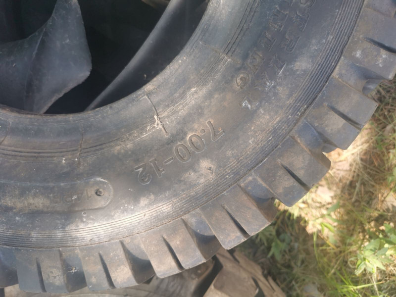 Pneu pour Camion Michelin 295*80R22.5 255*70 \ 275*70* 265\70R19.5: photos 17