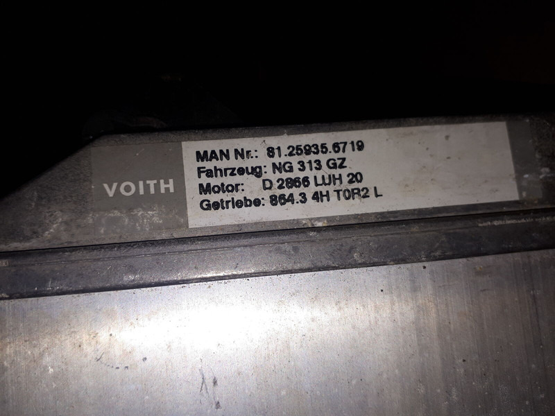 Scania VOITH 864.3E 4HT2R2 Неоплан Volvo - Bloc de gestion: photos 2 Scania VOITH 864.3E 4HT2R2 Неоплан Volvo - Bloc de gestion: photos 2