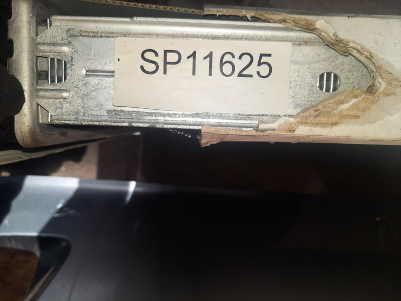 Scania man - Radiateur: photos 4 Scania man - Radiateur: photos 4
