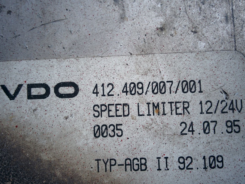 VDO 412.409/007/001 412.405/2/1 412.412/002/001 - Bloc de gestion: photos 4 VDO 412.409/007/001 412.405/2/1 412.412/002/001 - Bloc de gestion: photos 4