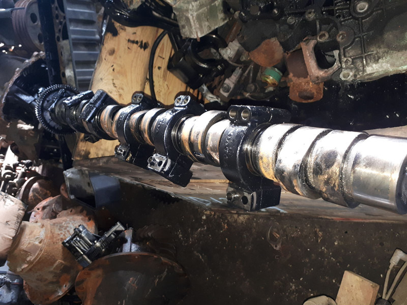 Pompe à huile Volvo B10/ B12 =: photos 9