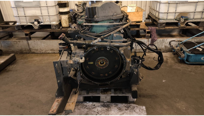 Volvo D9B380/ D9B-360 .G9A-300 D9B310. D9A.-340 - Moteur: photos 3 Volvo D9B380/ D9B-360 .G9A-300 D9B310. D9A.-340 - Moteur: photos 3