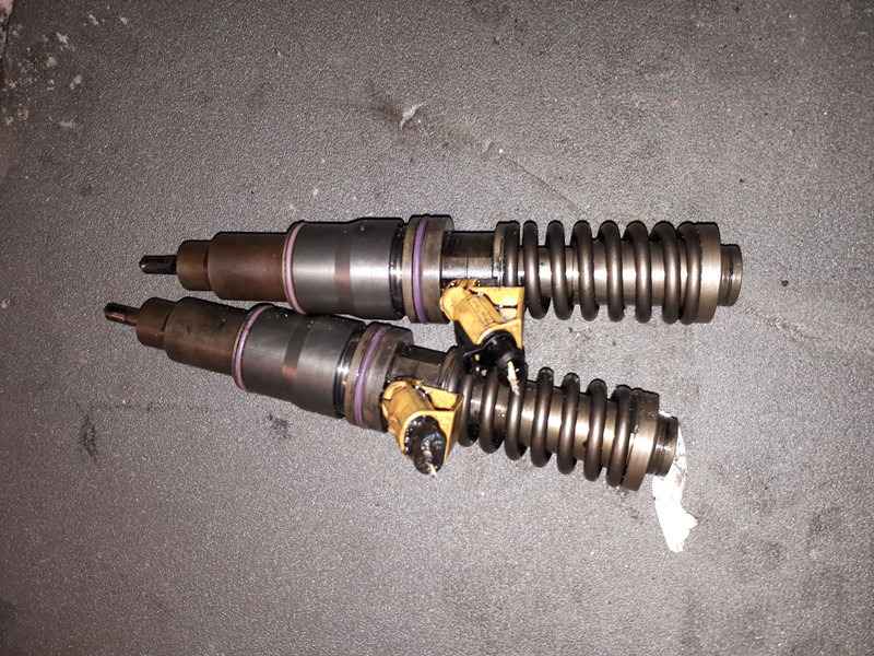 Volvo DCOOBF / Scania / D10a. D7a . D7C - Filtre à carburant: photos 3 Volvo DCOOBF / Scania / D10a. D7a . D7C - Filtre à carburant: photos 3