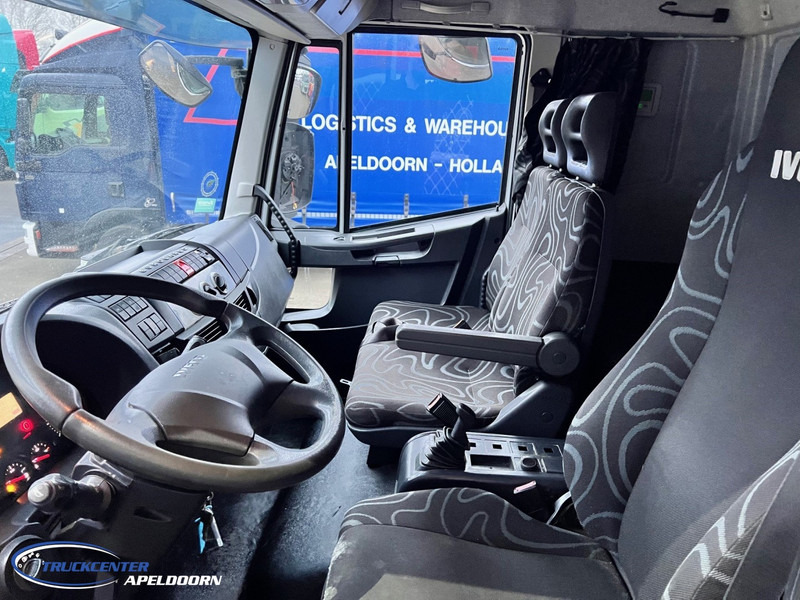 Iveco Eurocargo 150E28 175.650 km, AC, 2000 kg lift, 6 Cylinder - Camion fourgon: photos 5 Iveco Eurocargo 150E28 175.650 km, AC, 2000 kg lift, 6 Cylinder - Camion fourgon: photos 5