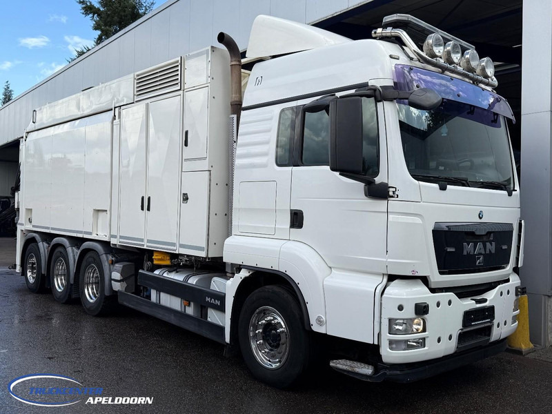 MAN TGS 35.480 RSP Saugbagger, 8x4, Euro 5, Remote driving, Handgeschakeld - Camion hydrocureur: photos 2 MAN TGS 35.480 RSP Saugbagger, 8x4, Euro 5, Remote driving, Handgeschakeld - Camion hydrocureur: photos 2