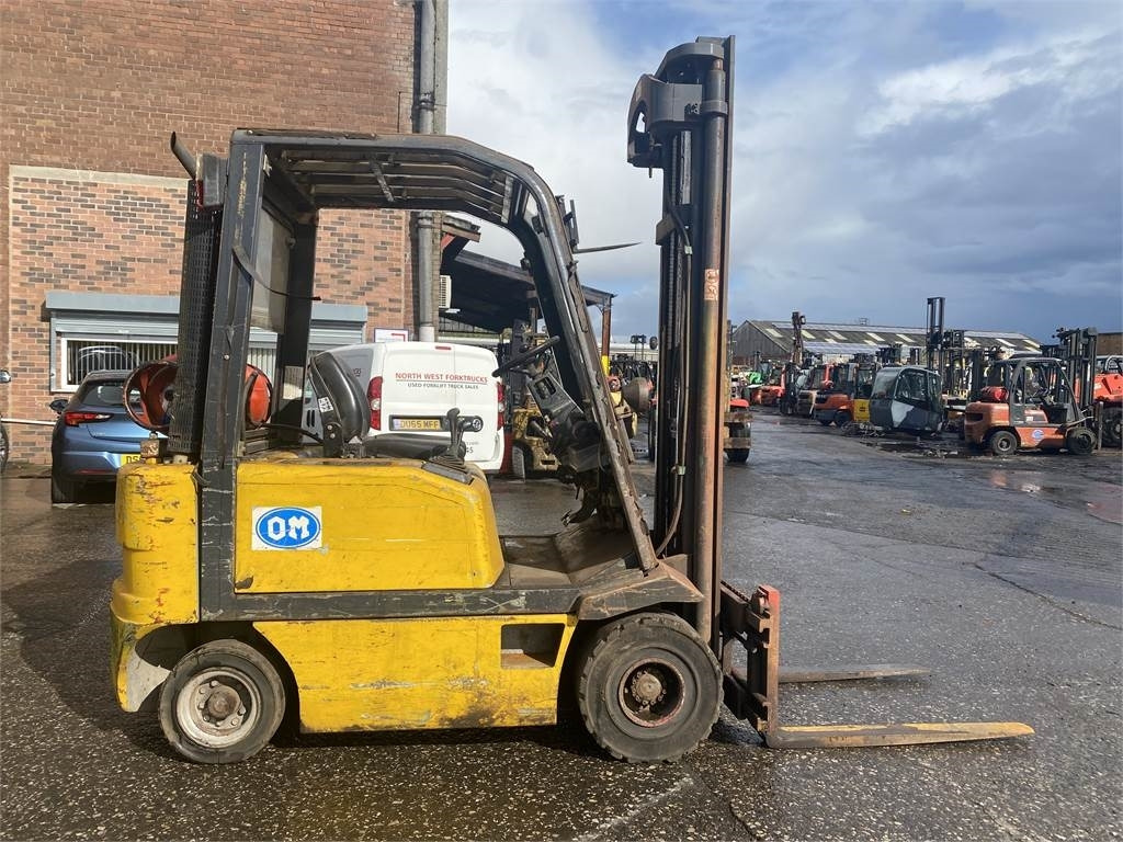 Fiat G20 - Chariot élévateur à gaz: photos 1 Fiat G20 - Chariot élévateur à gaz: photos 1