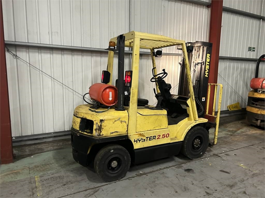 Hyster H2.50XM - Chariot élévateur à gaz: photos 5 Hyster H2.50XM - Chariot élévateur à gaz: photos 5