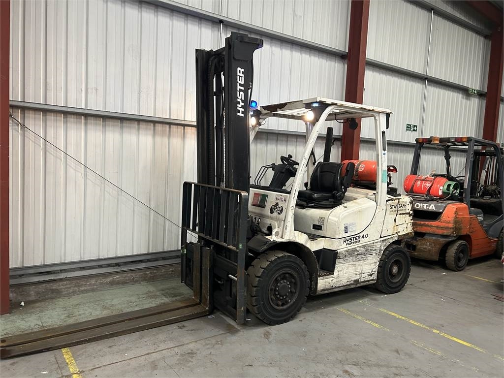 Hyster H4.0FTS  - Chariot élévateur à gaz: photos 2 Hyster H4.0FTS  - Chariot élévateur à gaz: photos 2
