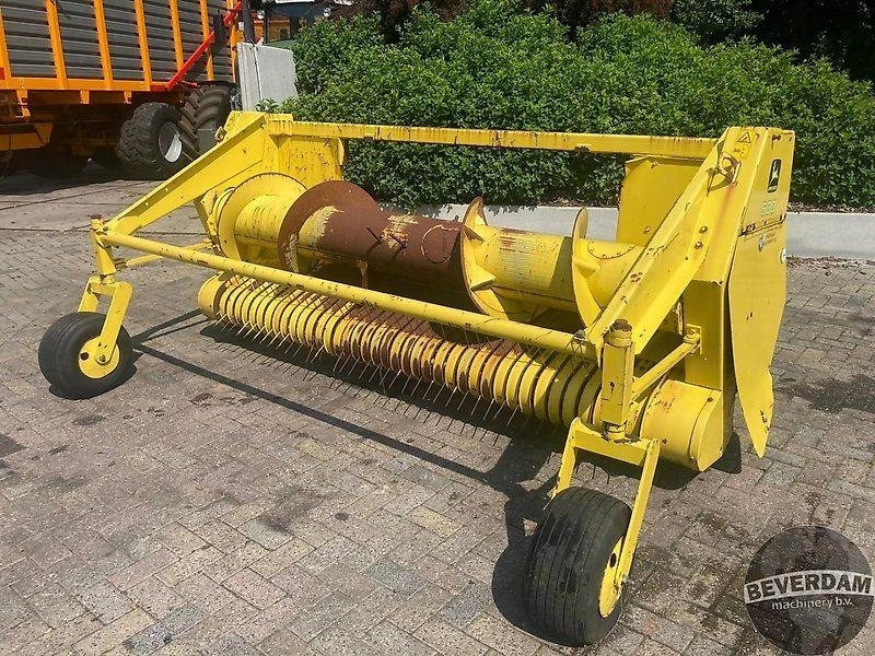 John Deere Pick-up 630 - Accessoire de matériels de récolte: photos 1 John Deere Pick-up 630 - Accessoire de matériels de récolte: photos 1