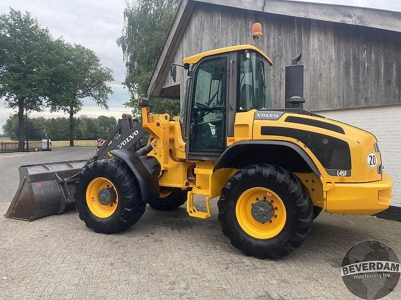 Volvo L45F - Chargeuse sur pneus: photos 3 Volvo L45F - Chargeuse sur pneus: photos 3