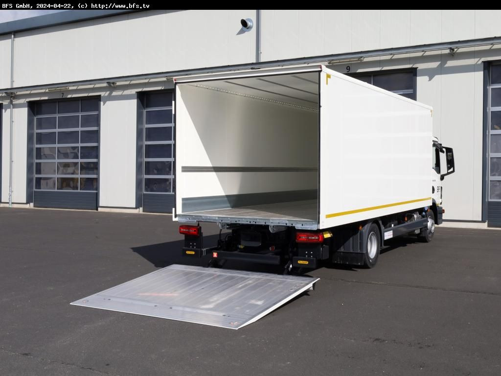 MAN TGL (TG3) 12.220 4x2 BL CH - Camion fourgon: photos 2 MAN TGL (TG3) 12.220 4x2 BL CH - Camion fourgon: photos 2