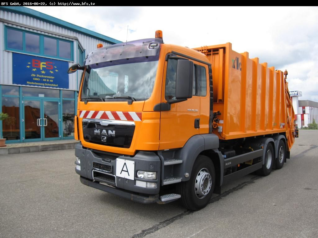 MAN TGS 28.320 6x2-4 BL Sperrmüll Haller M21 x1 C oh - Benne à ordures ménagères: photos 1 MAN TGS 28.320 6x2-4 BL Sperrmüll Haller M21 x1 C oh - Benne à ordures ménagères: photos 1