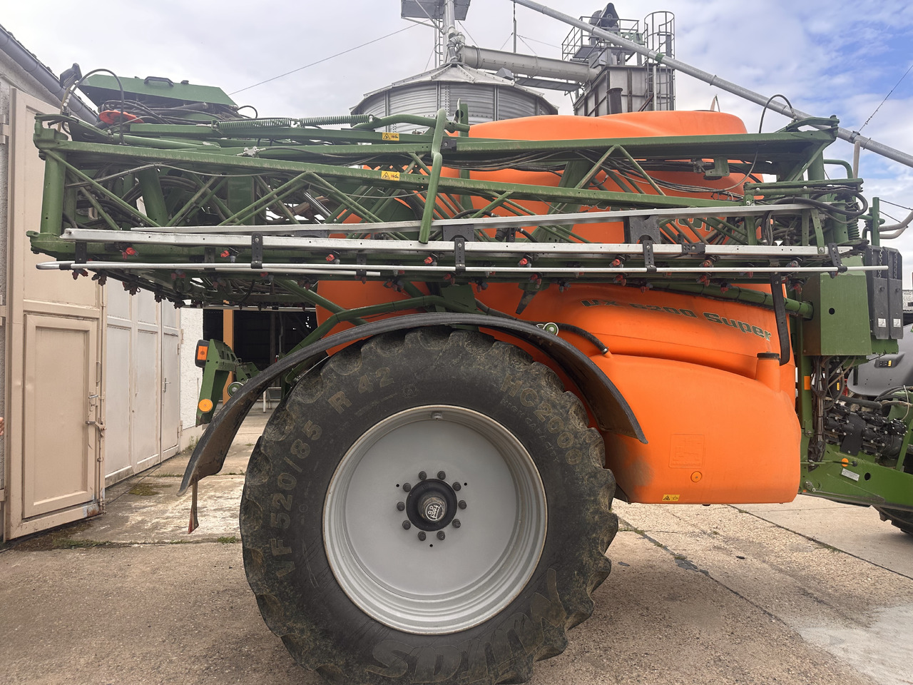 Pulvérisateur traîné AMAZONE UX 6200 36m GPS: photos 18 Pulvérisateur traîné AMAZONE UX 6200 36m GPS: photos 18