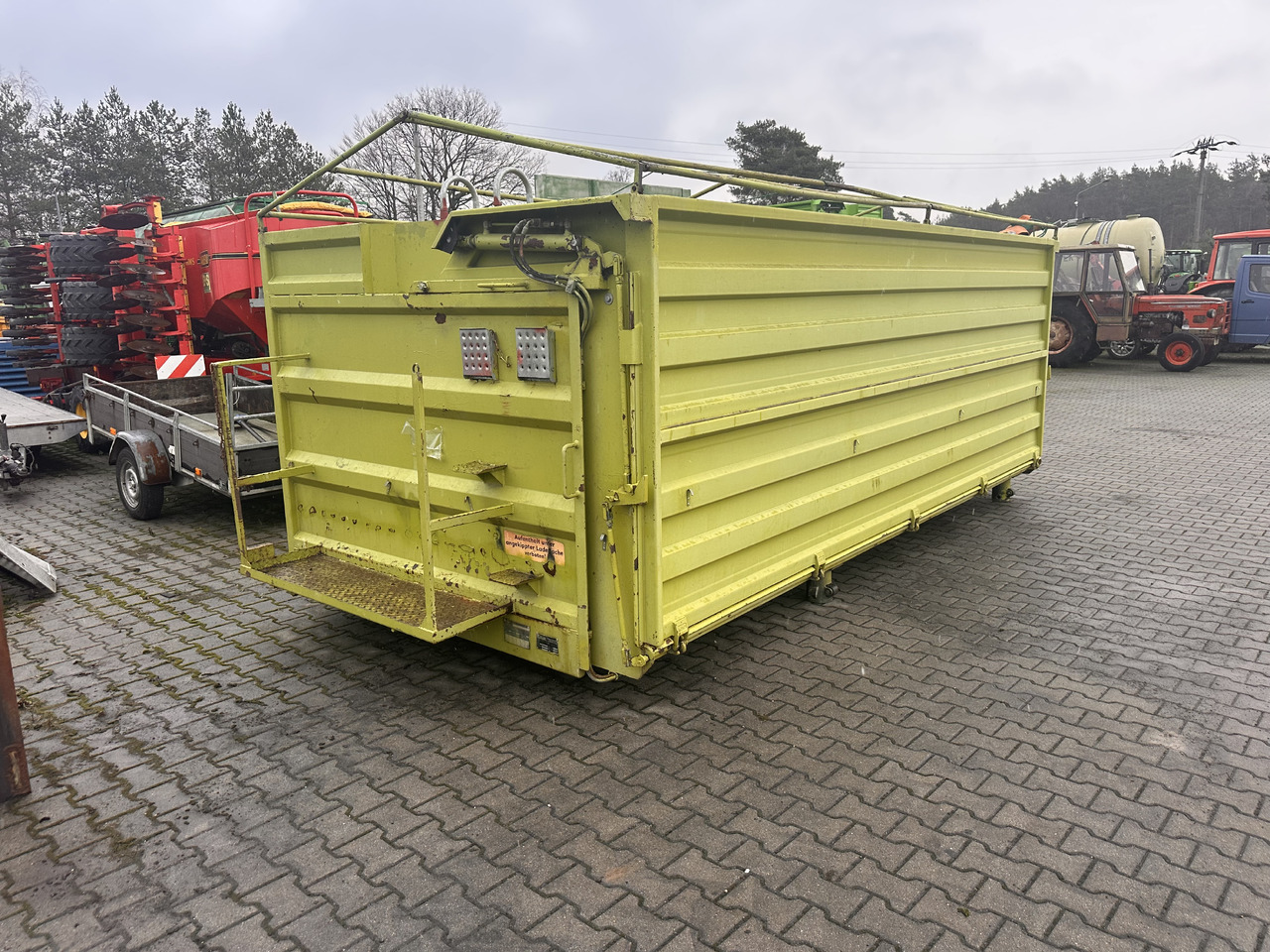 Benne agricole Conow HW 180 V 9 3 strony wywrot 18 ton: photos 20 Benne agricole Conow HW 180 V 9 3 strony wywrot 18 ton: photos 20