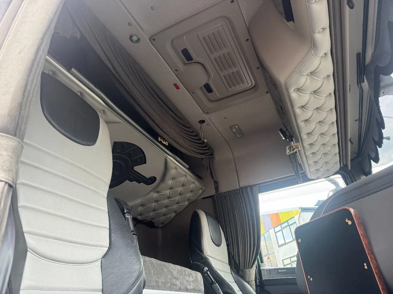 Camion porte-conteneur/ Caisse mobile DAF XF 510 8X2 EURO 6 RETARDER TÜV TILL 08-2026: photos 9 Camion porte-conteneur/ Caisse mobile DAF XF 510 8X2 EURO 6 RETARDER TÜV TILL 08-2026: photos 9