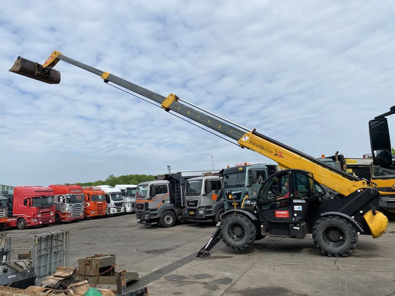 Haulotte HTL 4017 - 4X4X4 - 5.617 HOURS - 17 METER - 4.000 KG - Chariot télescopique: photos 1 Haulotte HTL 4017 - 4X4X4 - 5.617 HOURS - 17 METER - 4.000 KG - Chariot télescopique: photos 1