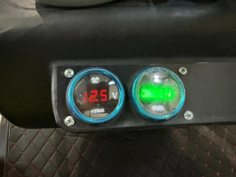 JPC HT12 - NEW AND UNUSED! - Mini pelle: photos 5 JPC HT12 - NEW AND UNUSED! - Mini pelle: photos 5