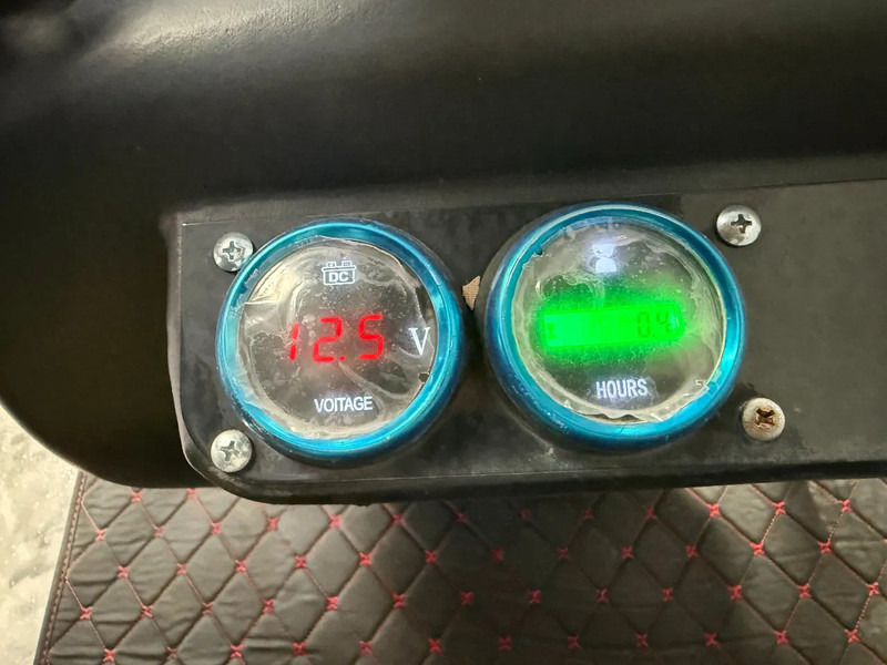 JPC HT12 - NEW AND UNUSED! - Mini pelle: photos 5 JPC HT12 - NEW AND UNUSED! - Mini pelle: photos 5