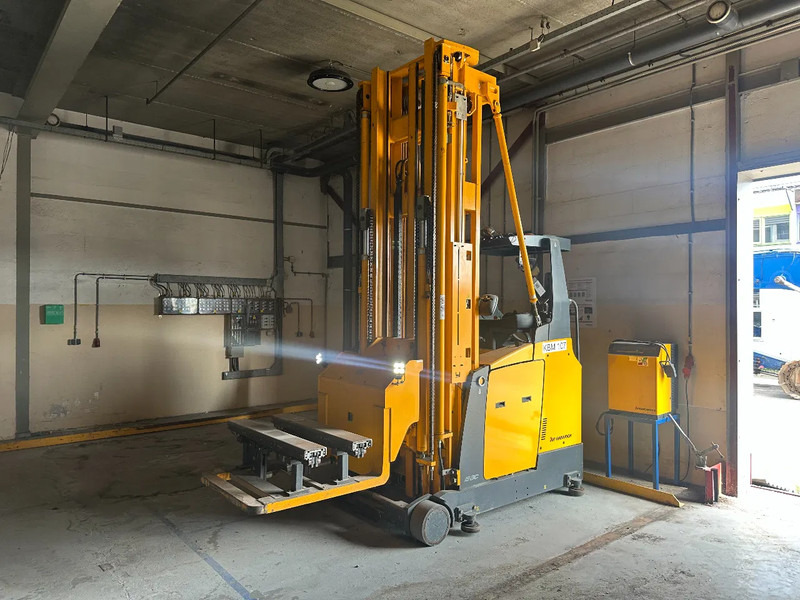 Jungheinrich ETX513, 5697 HOURS - Transpalette: photos 1 Jungheinrich ETX513, 5697 HOURS - Transpalette: photos 1