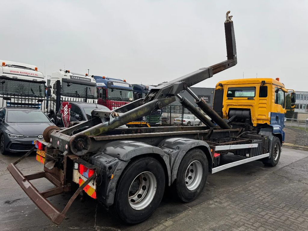 MAN TGA 28.440 6X2 - EURO 4 + VDL HOOK + LIFT AXLE - Camion ampliroll: photos 4 MAN TGA 28.440 6X2 - EURO 4 + VDL HOOK + LIFT AXLE - Camion ampliroll: photos 4