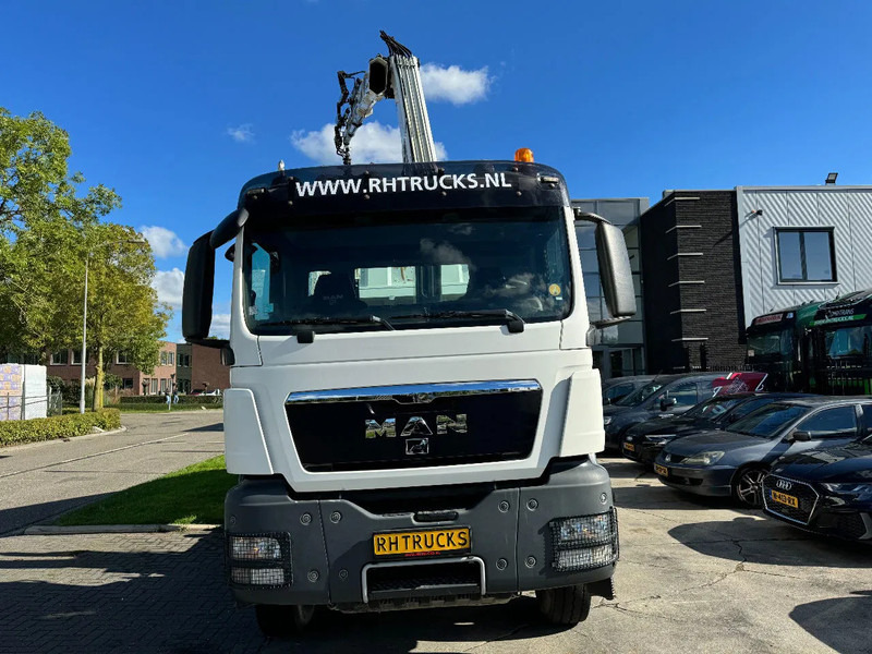 MAN TGS 26.400 6X4 HIAB 166D + REMOTE CONTROL + 2 WAYS KIPPER TÜV TILL 07-2025 - Camion grue: photos 4 MAN TGS 26.400 6X4 HIAB 166D + REMOTE CONTROL + 2 WAYS KIPPER TÜV TILL 07-2025 - Camion grue: photos 4