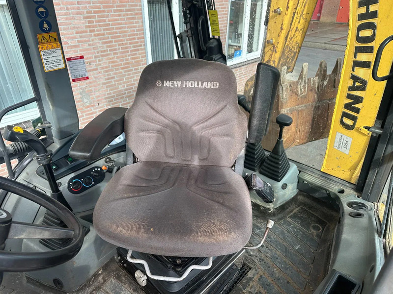 Tractopelle New Holland LB115B, CE, 240 MM MULTI PURPOSE LOADER BUCKET, 800 MM BACHOE DIGGING BUCKET, FLIP OVER FORKS, AIR CONDITIONER: photos 15