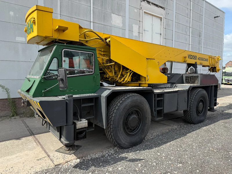 P&H OMEGA S20, 24,4 M - Grue automotrice lente: photos 2 P&H OMEGA S20, 24,4 M - Grue automotrice lente: photos 2