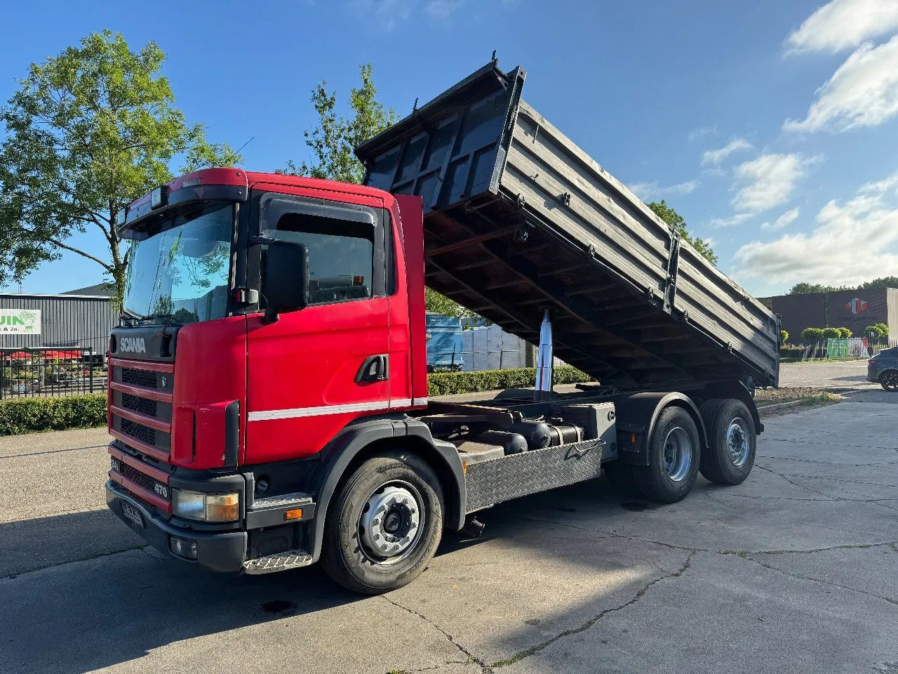 Scania R124-470 6X2 KIPPER EURO 3 - Camion benne: photos 1 Scania R124-470 6X2 KIPPER EURO 3 - Camion benne: photos 1