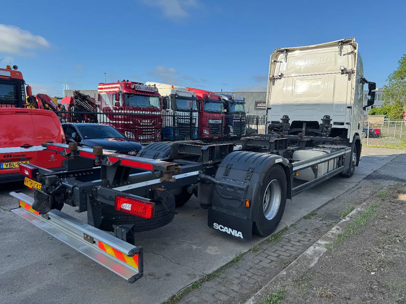 Scania R410 EURO 6 NGS BDF CHASSIS - Camion porte-conteneur/ Caisse mobile: photos 5 Scania R410 EURO 6 NGS BDF CHASSIS - Camion porte-conteneur/ Caisse mobile: photos 5