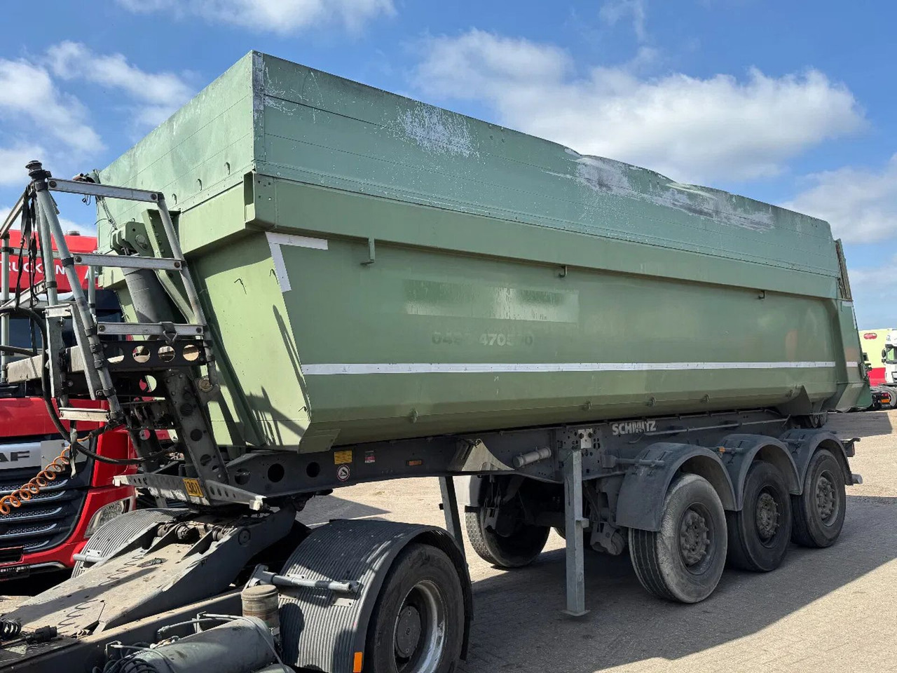 Schmitz Cargobull SGF*3 LIFTING AXLE - Semi-remorque benne: photos 1 Schmitz Cargobull SGF*3 LIFTING AXLE - Semi-remorque benne: photos 1