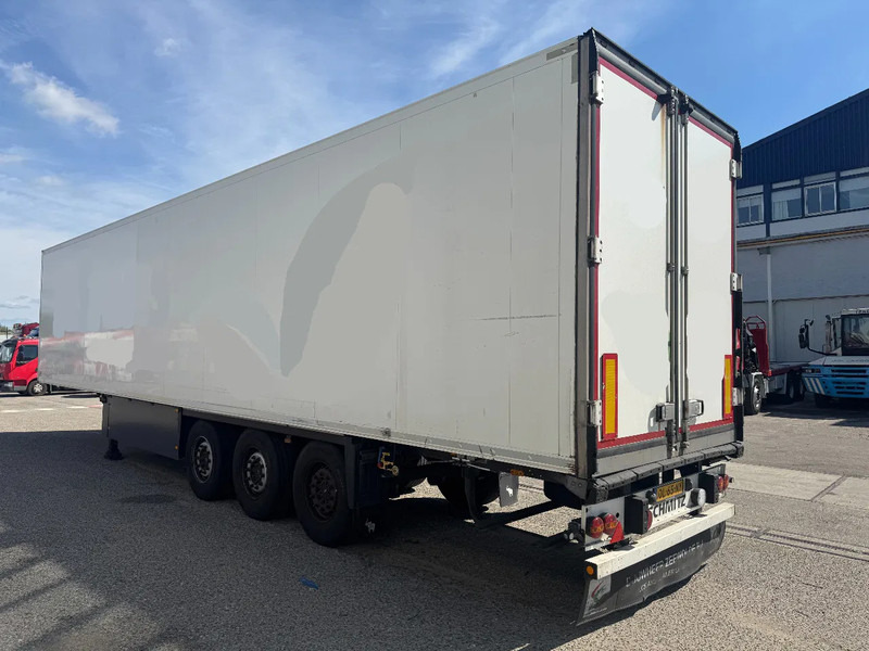Schmitz Cargobull SKO 24 THERMO KING SLX300 D/E 3 AXLE TÜV TILL 03-2026 - Semi-remorque frigorifique: photos 4 Schmitz Cargobull SKO 24 THERMO KING SLX300 D/E 3 AXLE TÜV TILL 03-2026 - Semi-remorque frigorifique: photos 4