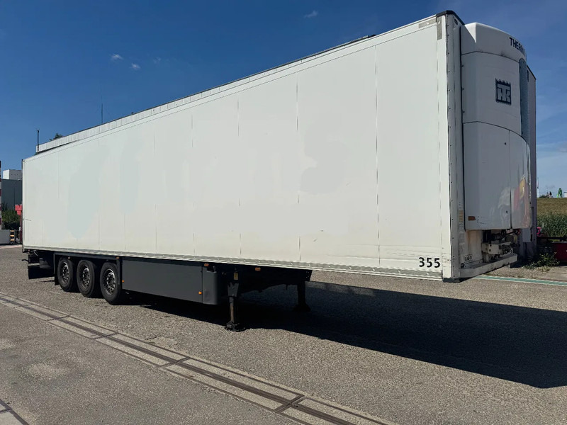 Schmitz Cargobull SKO 24 THERMO KING SLX300 D/E 3 AXLE TÜV TILL 03-2026 - Semi-remorque frigorifique: photos 2 Schmitz Cargobull SKO 24 THERMO KING SLX300 D/E 3 AXLE TÜV TILL 03-2026 - Semi-remorque frigorifique: photos 2
