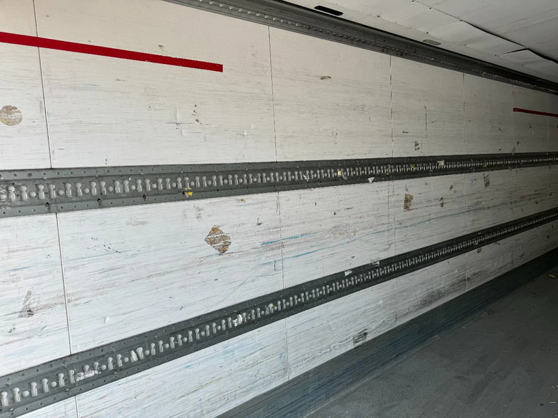 Semi-remorque frigorifique Schmitz Cargobull Schmitz Cargobull PRICES FROM €6950 TO €8950,- 40 X CARRIER 1850 MT D/E SAF AXELS: photos 11