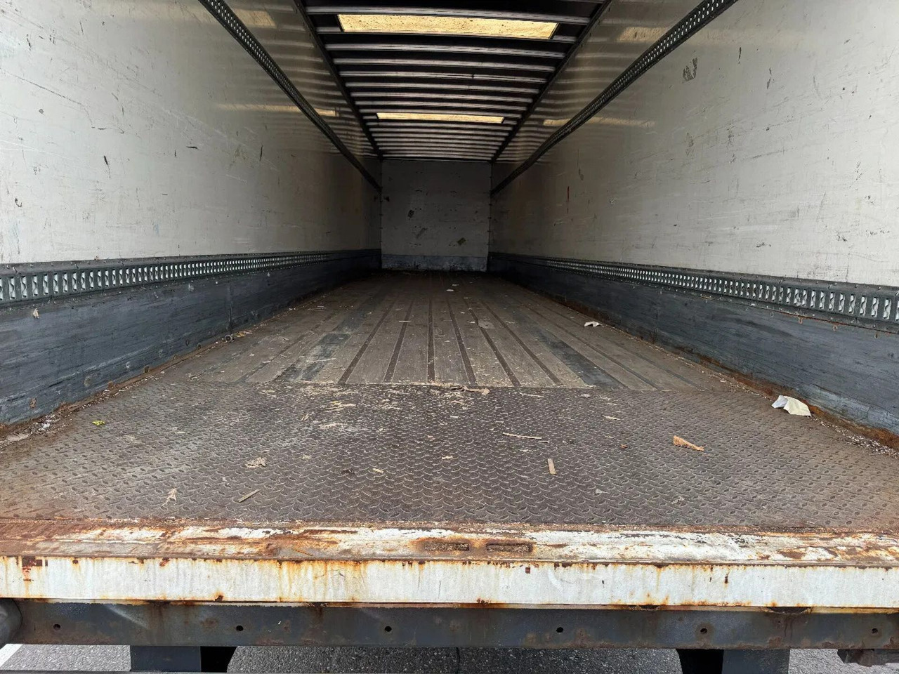 System Trailer TRAILERS PRSH18 - 2 AXLE BPW - Semi-remorque fourgon: photos 5 System Trailer TRAILERS PRSH18 - 2 AXLE BPW - Semi-remorque fourgon: photos 5
