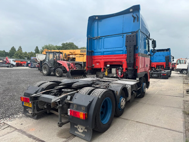 DAF XF 105.410 6X2 MANUAL GEARBOX - EURO 4 - Tracteur routier: photos 5 DAF XF 105.410 6X2 MANUAL GEARBOX - EURO 4 - Tracteur routier: photos 5