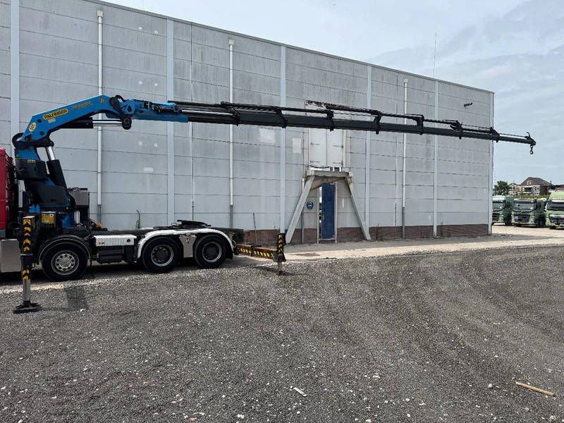 DAF XF 105.460 8X4 PALFINGER PK78002+ REMOTE CONTROL HUB REDUCTION TÜV TILL 03-2026 - Tracteur routier: photos 3 DAF XF 105.460 8X4 PALFINGER PK78002+ REMOTE CONTROL HUB REDUCTION TÜV TILL 03-2026 - Tracteur routier: photos 3