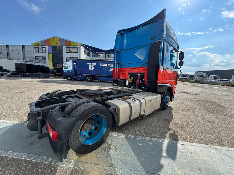 DAF XF 440 4X2 EURO 6 LOW DECK - Tracteur routier: photos 5 DAF XF 440 4X2 EURO 6 LOW DECK - Tracteur routier: photos 5