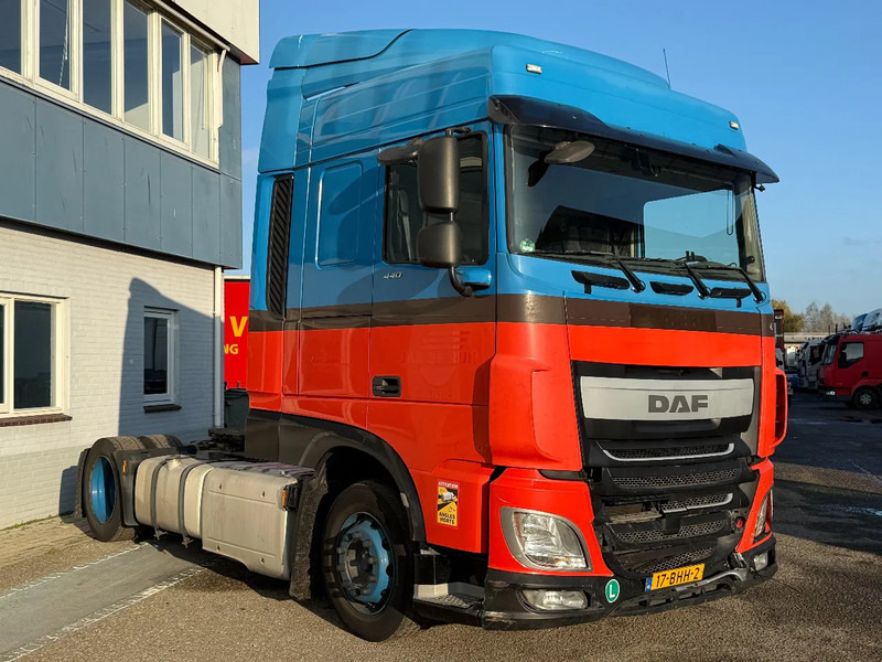 DAF XF 440 4X2 EURO 6 MEGA - ONLY 706.274 KM - Tracteur routier: photos 3 DAF XF 440 4X2 EURO 6 MEGA - ONLY 706.274 KM - Tracteur routier: photos 3