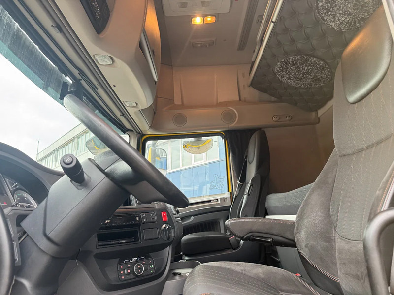 Tracteur routier DAF XF 450 4X2 EURO 6 RETARDER DOUBLE TANK: photos 9